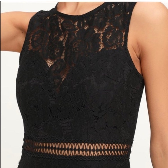 NEW Lulu’s Black Lace Maxi Dress High Neck Sleeveless Mermaid Long Lace Medium - Picture 3 of 10